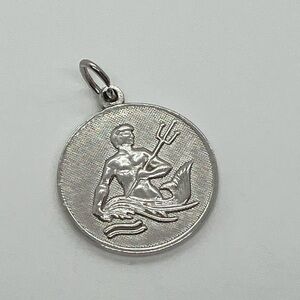 Vtg 925 Sterling Silver Aquarius Neptune Trident Coin Charm / Pendant